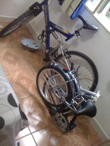 Bike dobrada fora do saco