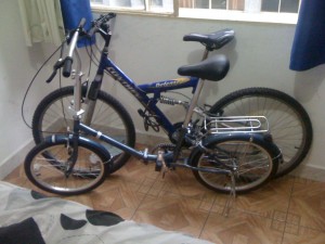 Blitz, lado a lado com uma aro 26